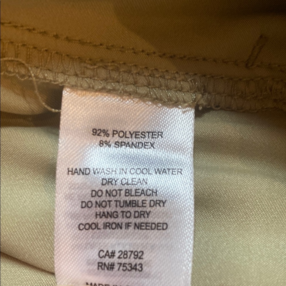 Joie Cargo Pants with Relaxed Fit and Elastic Cuffs - Picture 7 of 14